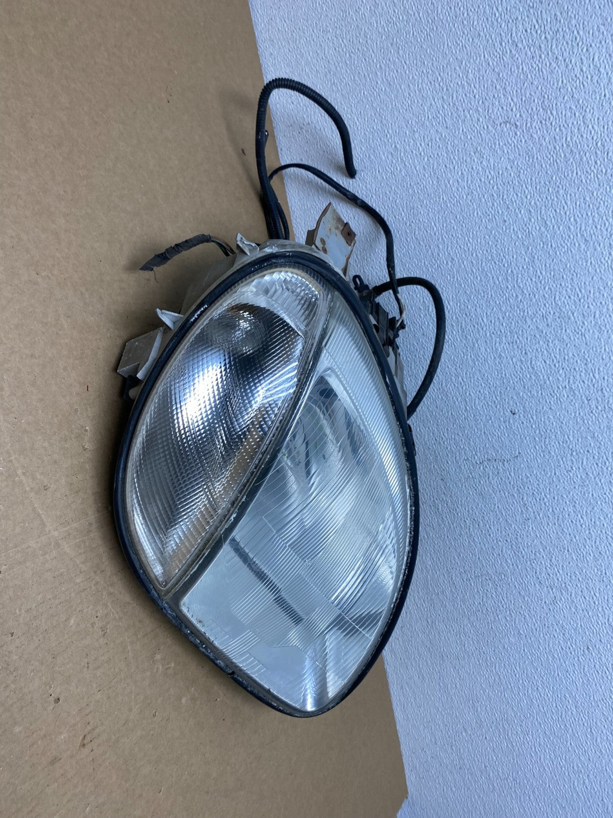 1997-2004 Mercedes R170 SLK230 SLK320 Right Passenger Headlight Halogen AB9988DG2