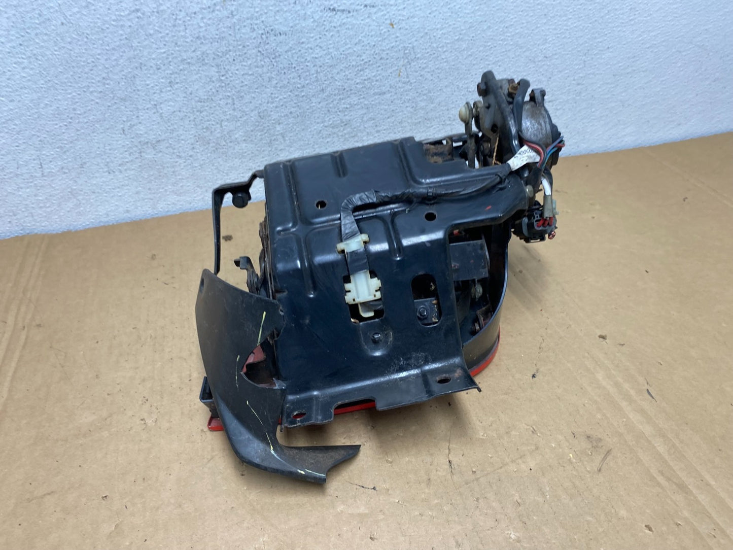 1991 to 1993 Mitsubishi 3000GT Right Passenger Headlight W Motor ad2746 DG7