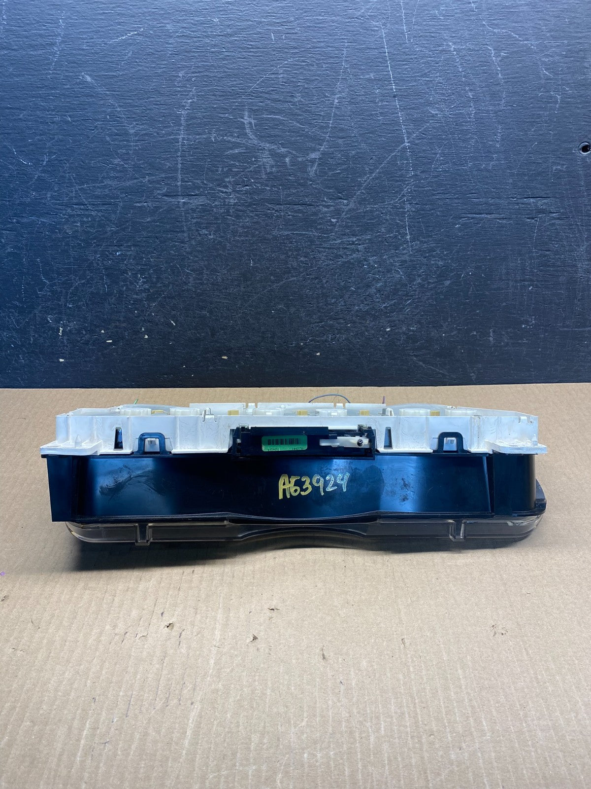 2004–2008 Ford E-150, E-250, E-350 Econoline Speedometer Cluster Gauge AG3924 DW4