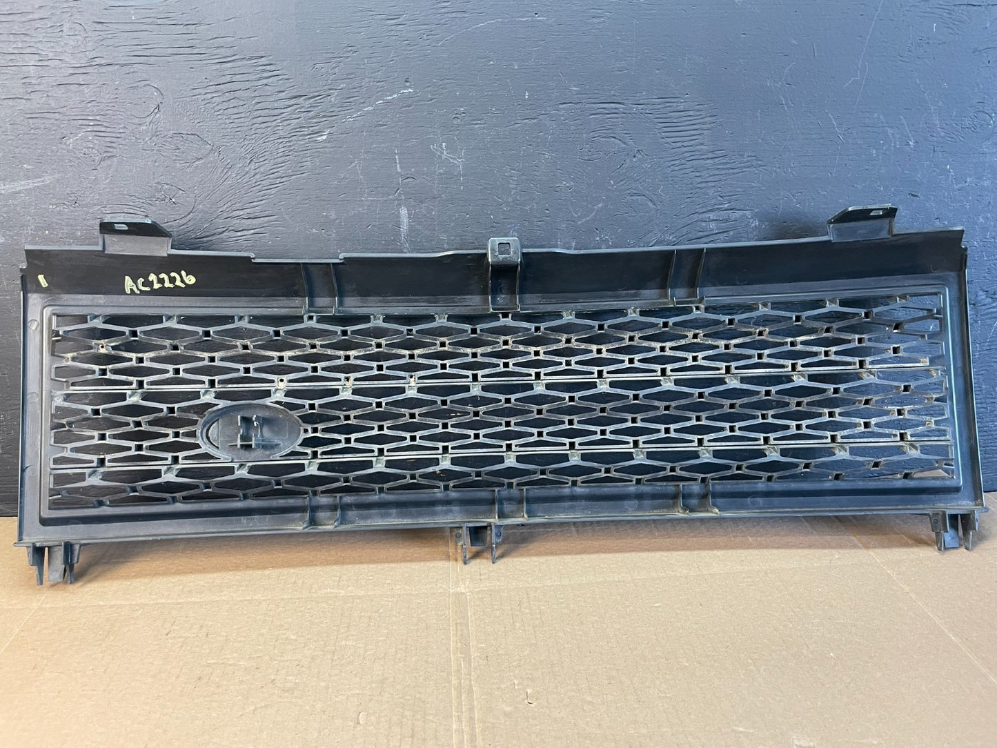 2003 to 2005 Land Rover Range Rover L322 Honeycomb Chrome Front Grill AC22264