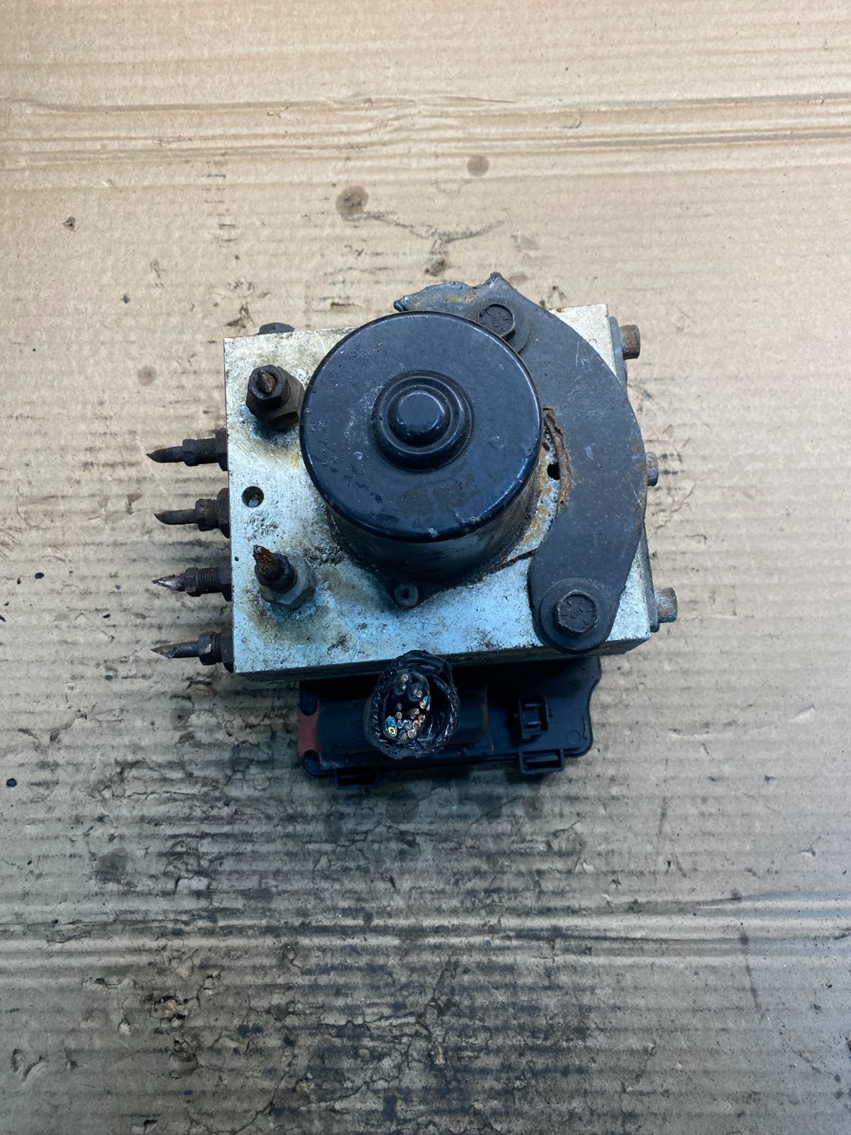 Wabco ABS Pump Hydraulic W/ Module P/N 4460470002 AA3336 DG1