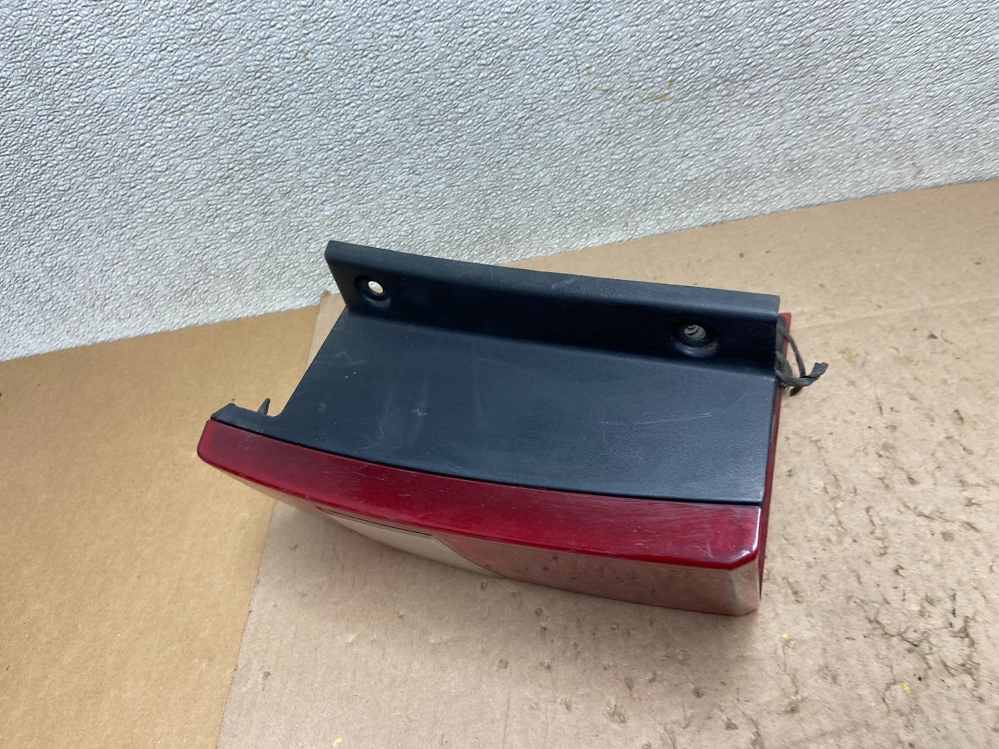 2007 to 2012 Ford Expedition Left Driver LH Side Tail light Z6347 DW5