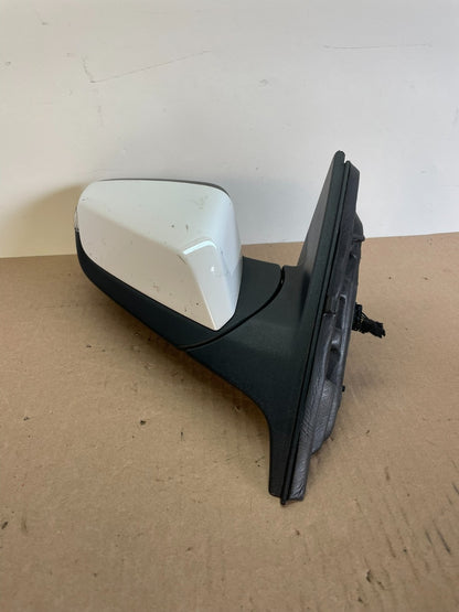 2016 to 2018 Chevrolet Malibu Right Passenger Turn Signal Door Mirror AG2547 MS1