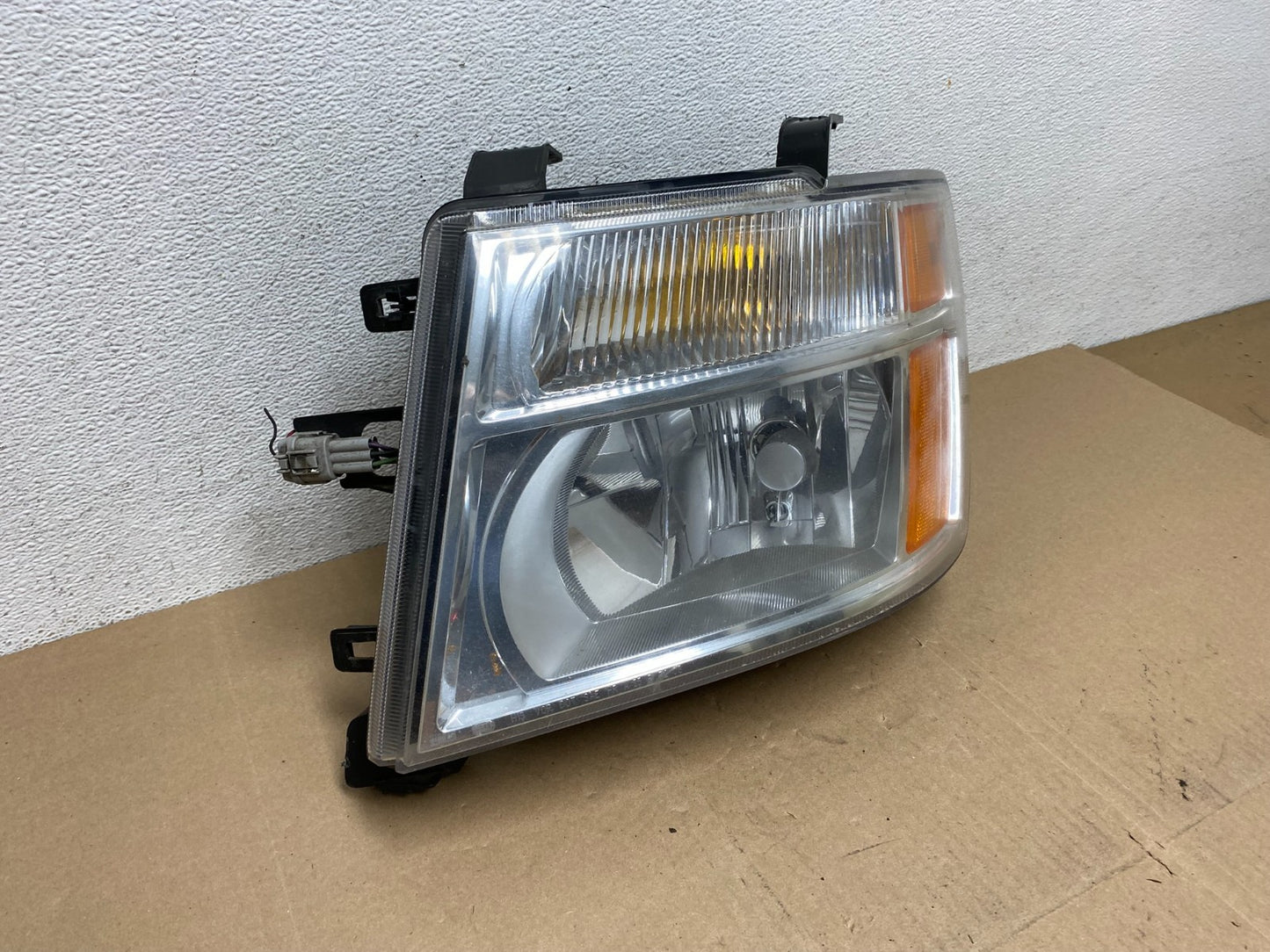 2012 to 2021 Nissan NV1500 NV2500 NV3500 Left Driver Headlight AE6646 DW2