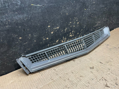 2008 to 2011 Cadillac Cts Front Lower Grill Grille OEM Y6565 DG1