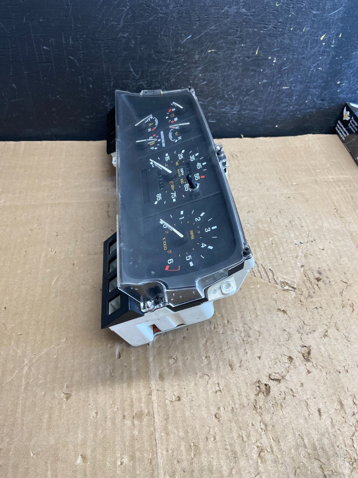 1989 to 1992 Ford Ranger Speedometer Cluster Gauge AE2032 DG2