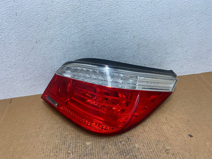 2008 2009 2010 BMW 5 525i 530i Right Passenger Rh Tail Side Light AE2596 LK0