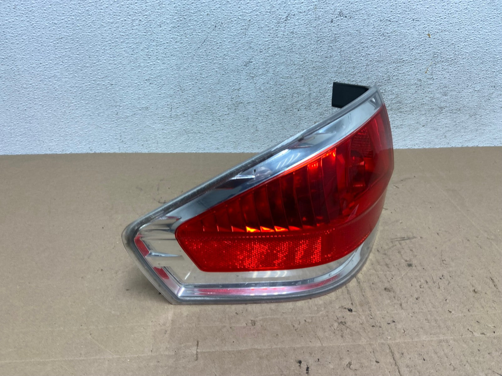 2008 2009 2010 2011 Ford Focus Sedan Left Driver Lh Side Tail Light AE6103 LK2