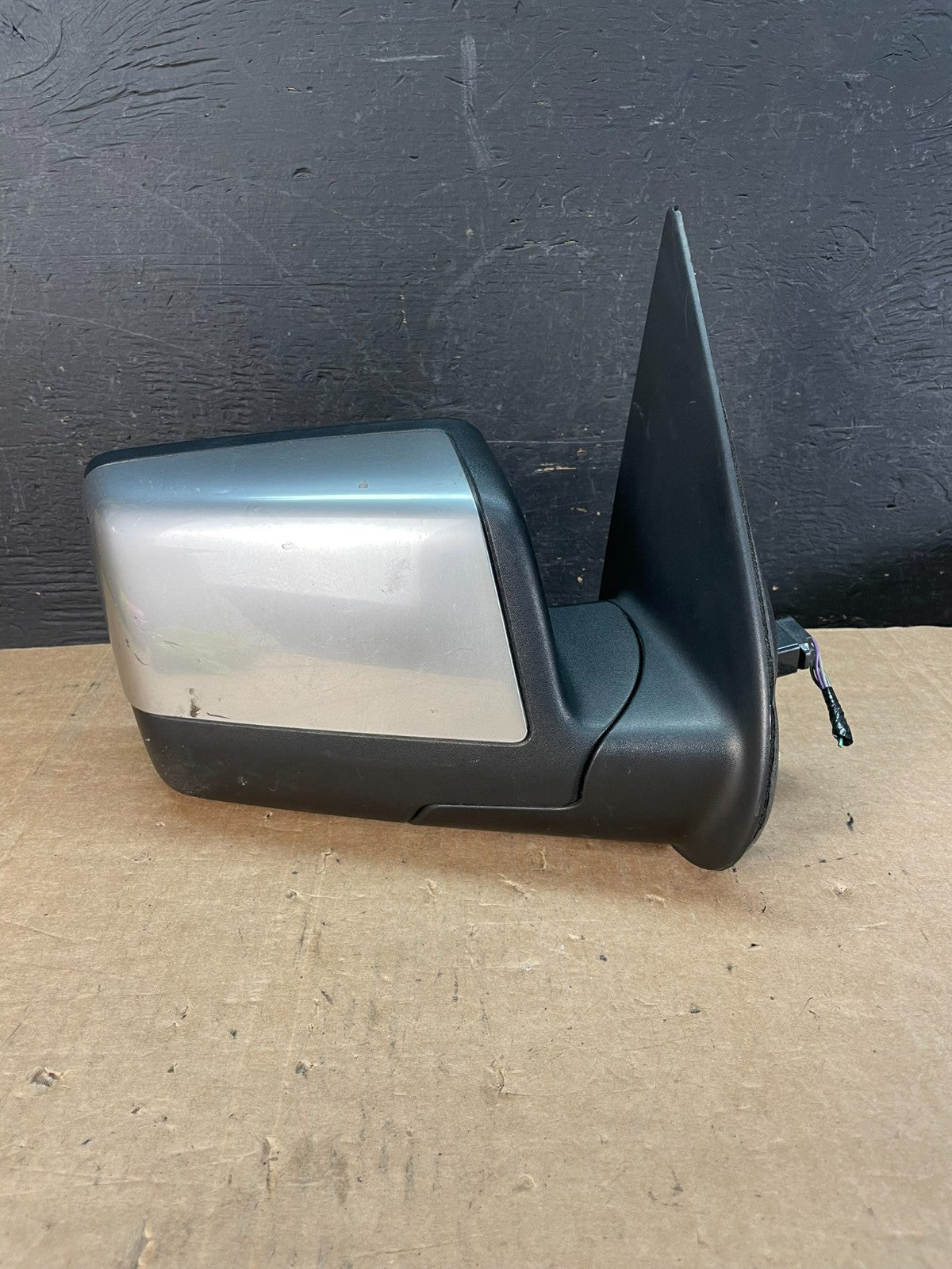 2006 to 2007 Mercury Mountaineer Right Passenger View Door Mirror AE8538 DW0