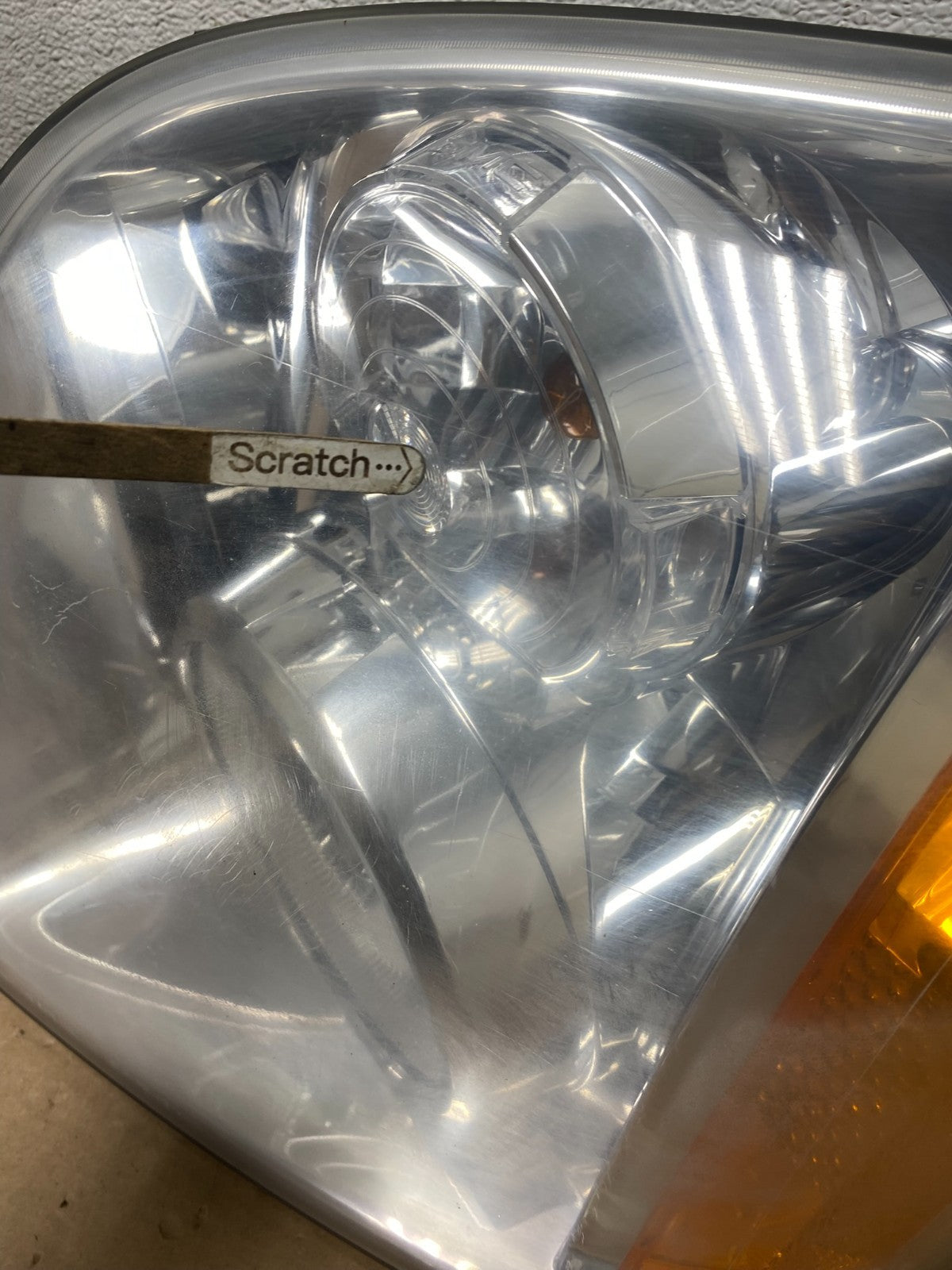 2007 - 2014 GMC Yukon Halogen Headlights Left+Right Side Set R0632 DW6