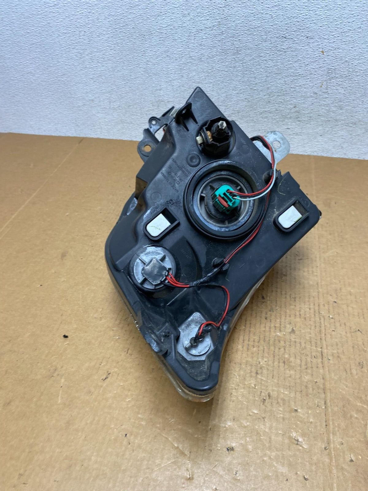 2010 - 2012 Nissan Sentra Halogen Left Driver LH Side Headlight DEPO AE0497 DW8