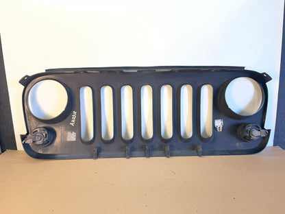 2007 to 2018 Jeep Liberty Front Upper Grill Grille AH0312 DG5