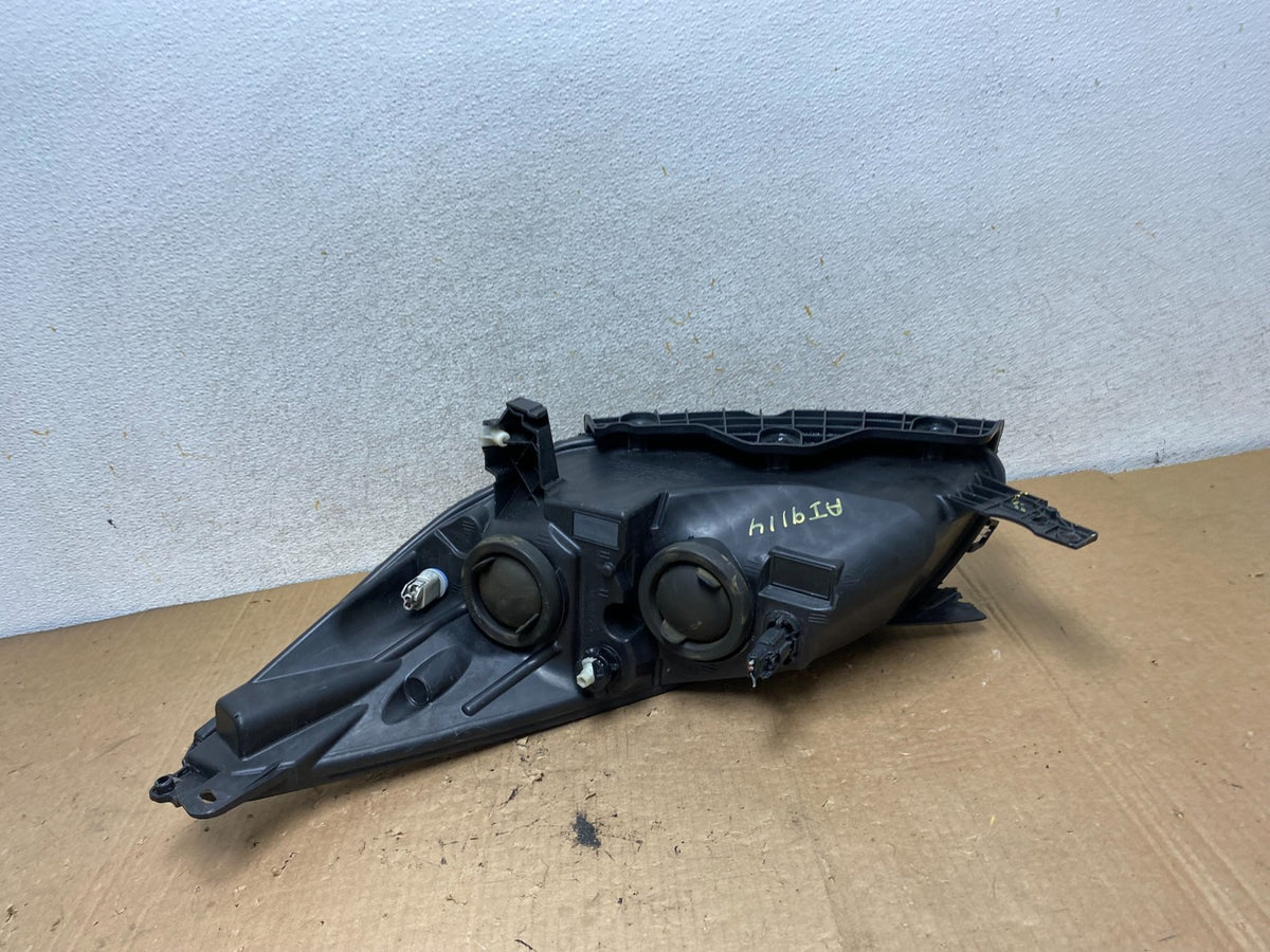 2013 - 2016 Ford Escape Headlight Right Passenger RH Side Halogen AI9114 DW5