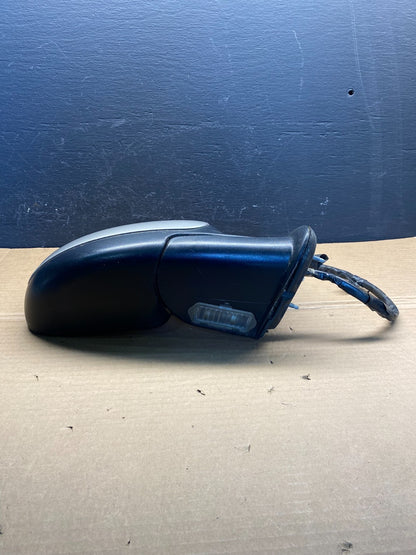2003-2006 Cadillac Escalade Right Passenger Turn Sgn View Door Mirror AC8751 DG3