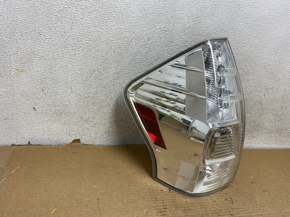 2012 2013 2014 Toyota Prius V LED Left Driver LH Tail Light AH8117 DW1