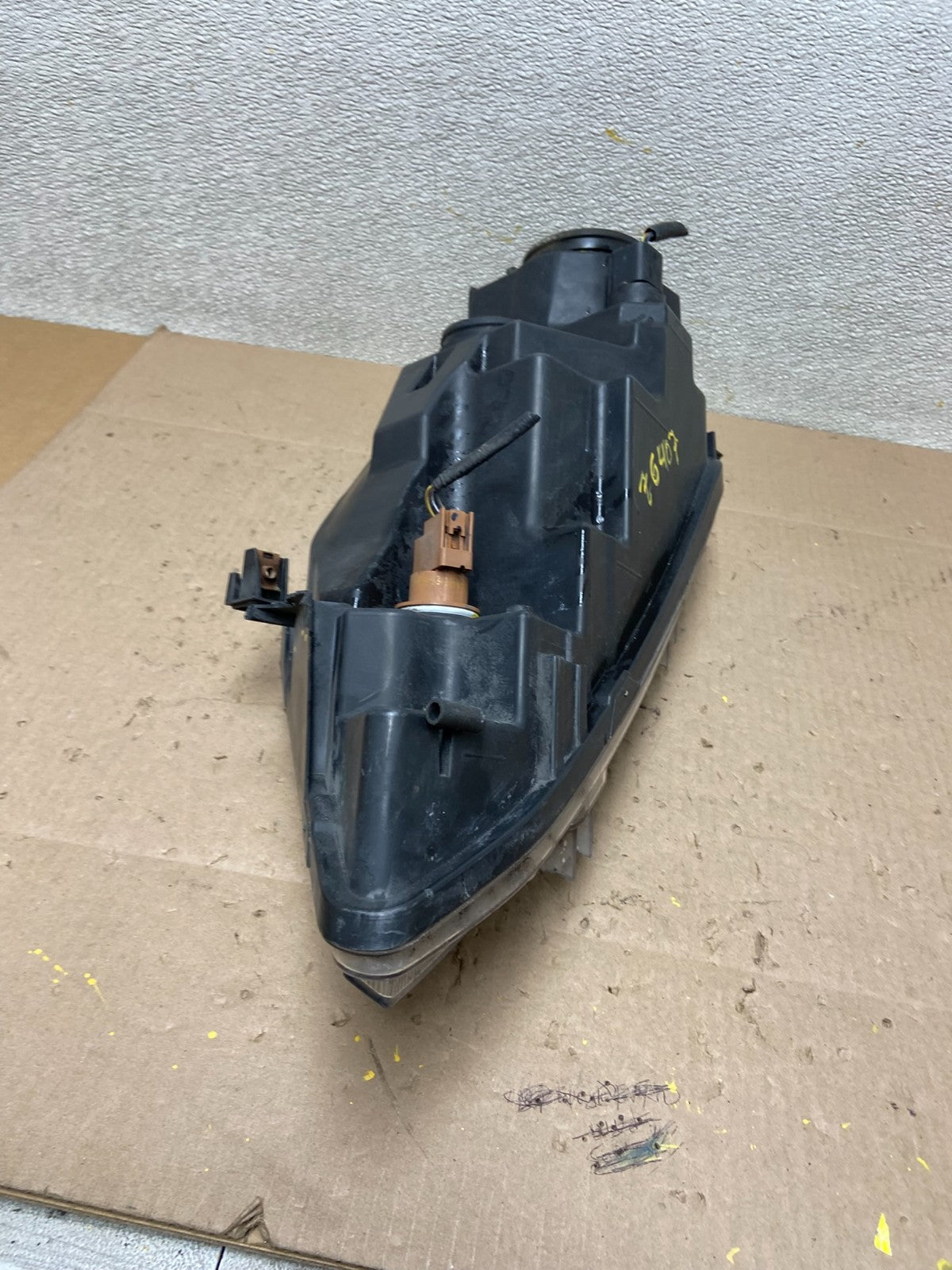 2010 2011 2012 Ford Fusion Right Passenger RH Headlight Halogen OEM Z6407 DW8