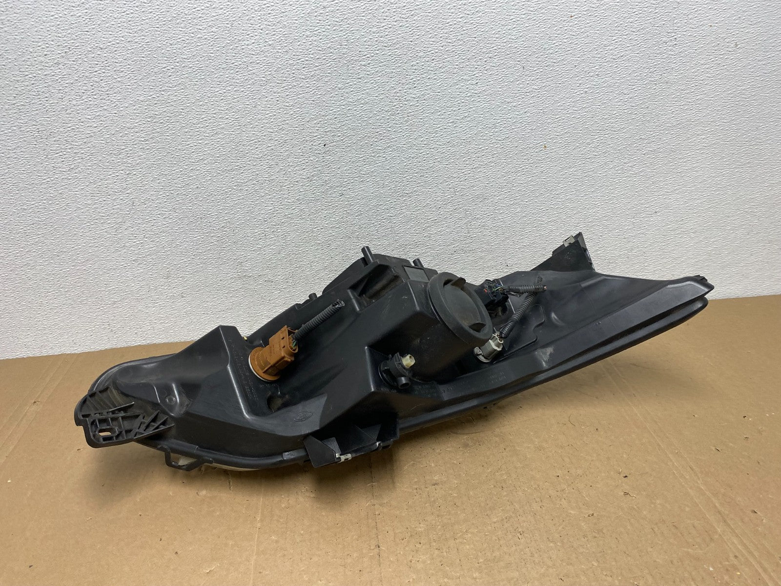 2010 2011 2012 Ford Taurus Left Driver LH Halogen Headlight AC5757 DW6