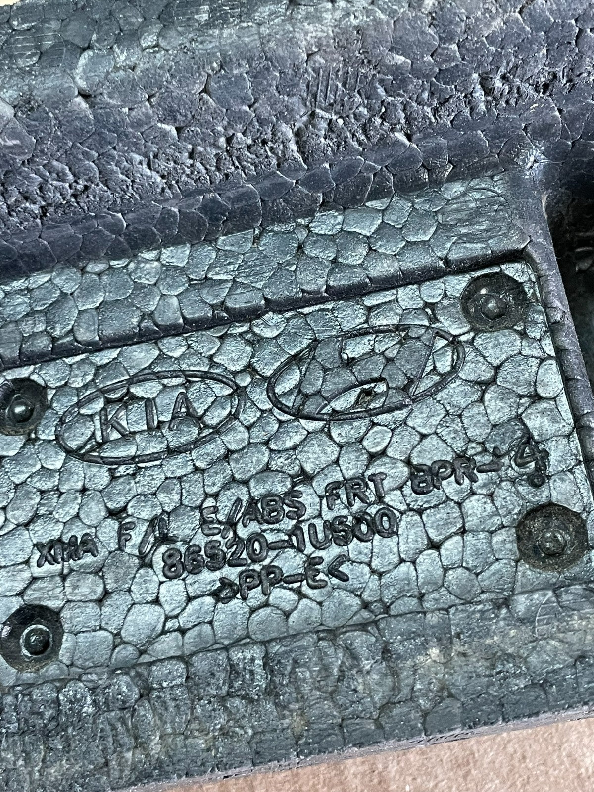 2014 to 2015 Sorento Front Bumper Impact Energy Absorber Foam Pad OEM AA8937 DG6
