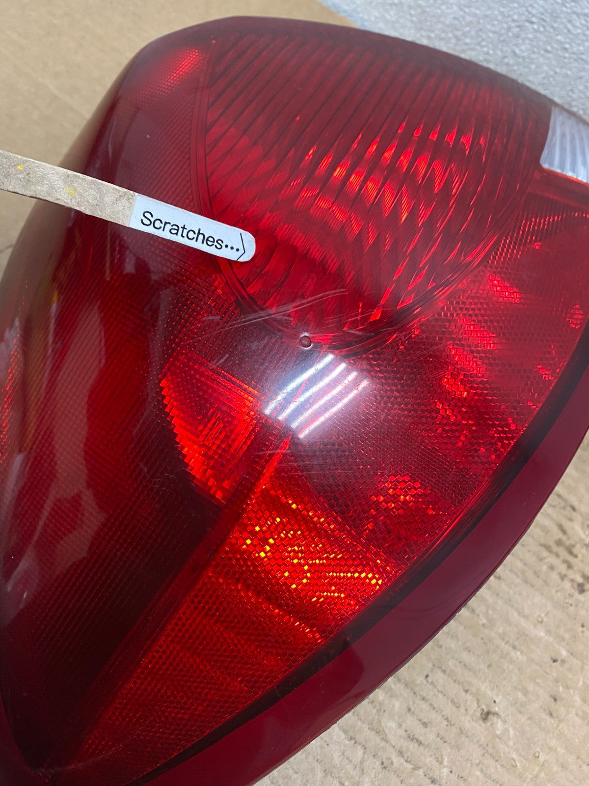 2004 2005 2006 2007 Ford Taurus Left Driver Side Lh Tail Light OEM Z2630 DW3