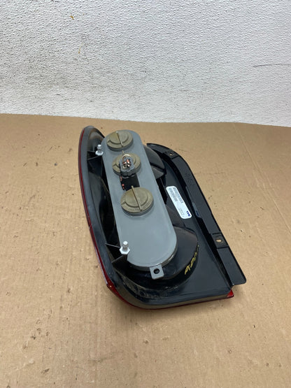 2005 2006 2007 Jeep Liberty Right Passenger Rh Tail Light TYC AD6484 DW5