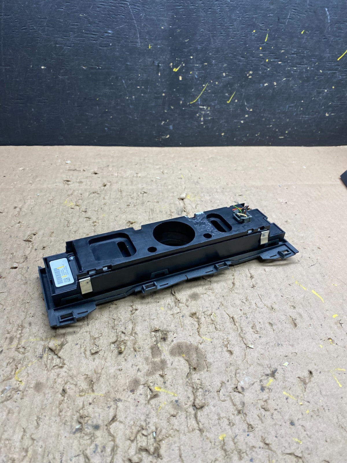 2006 - 2009 Land Rover Range Rover Center Clock Panel Switch Control T8589 DG5