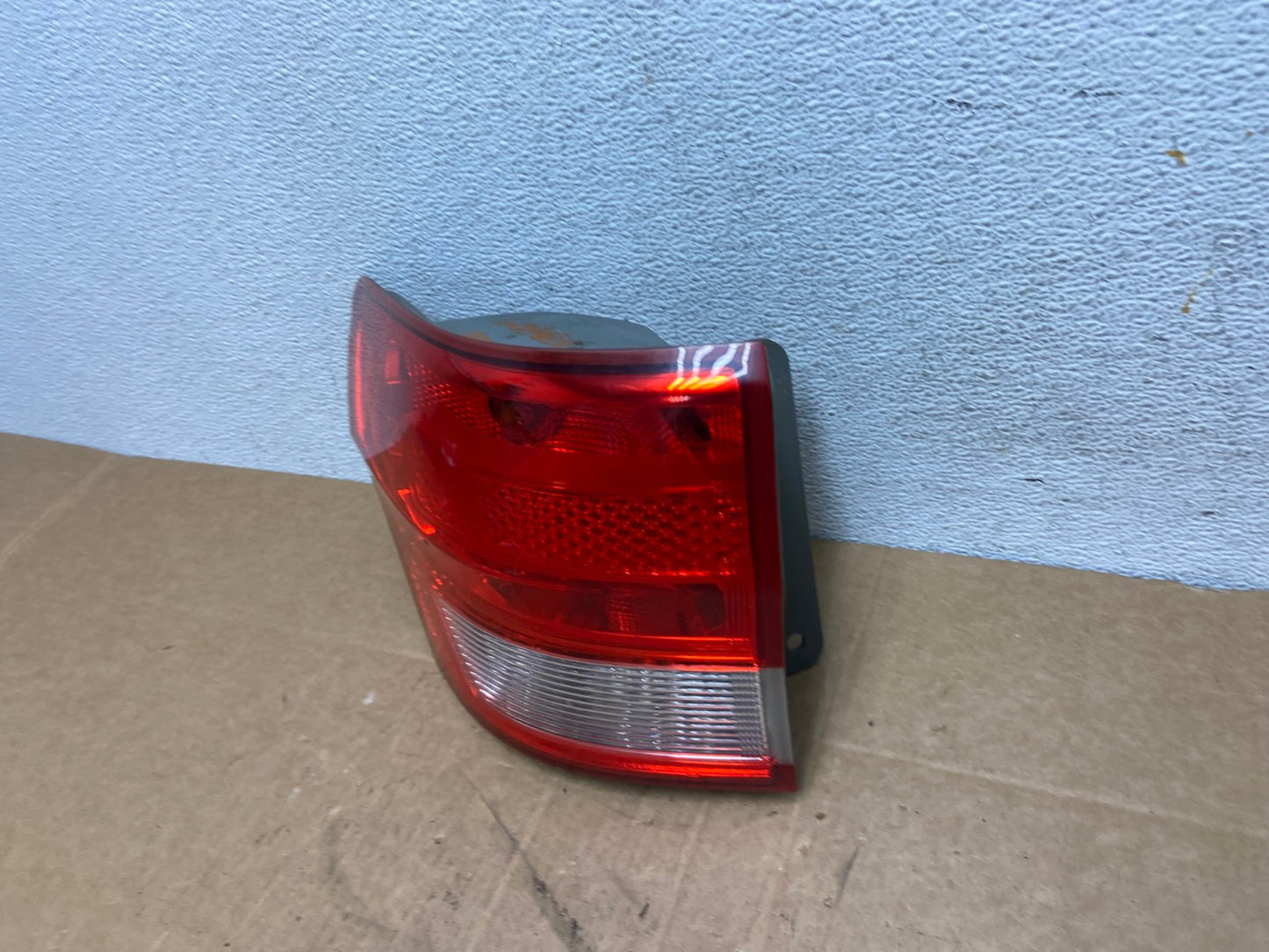 2011-2013 Jeep Grand Cherokee Left Driver Side Lh Tail Light AD6146 LK1