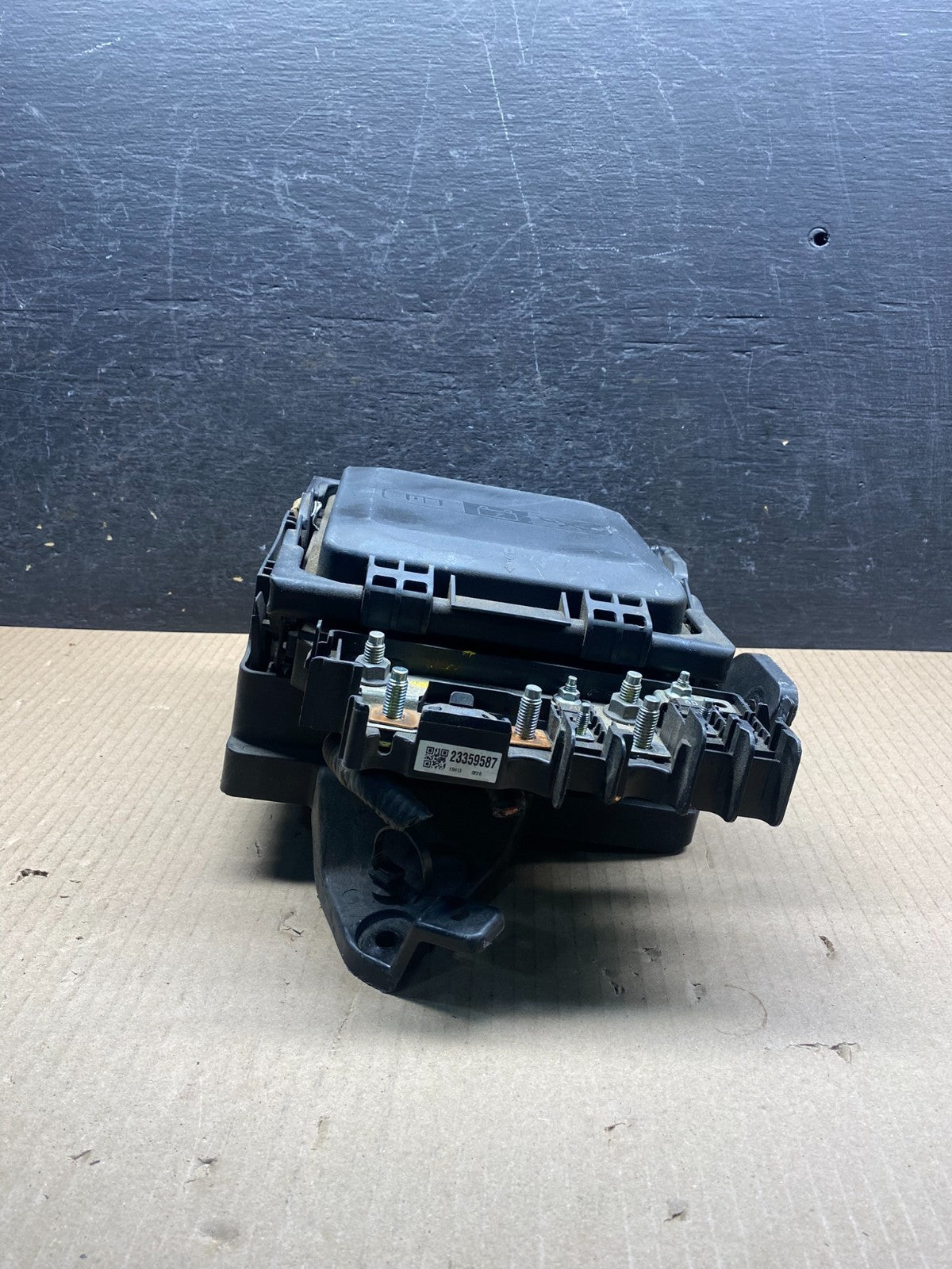 2016 2017 2018 Cadillac Cts ATS 2.0L 3.6L Engine Bay Fuse Box AH7443 DG2