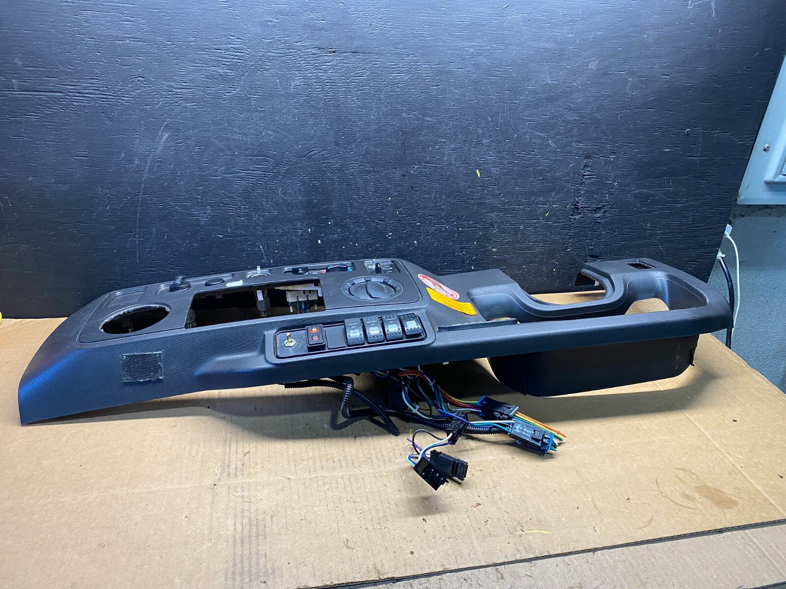 2009 - 2014 Ford E150 E250 Gauge Speedometer Cluster Radio Bezel Trim N2963 DG2