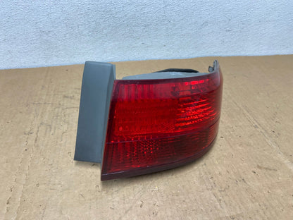 2005 Honda Accord Right Passenger Rh Side Tail Light AD1311 LK2