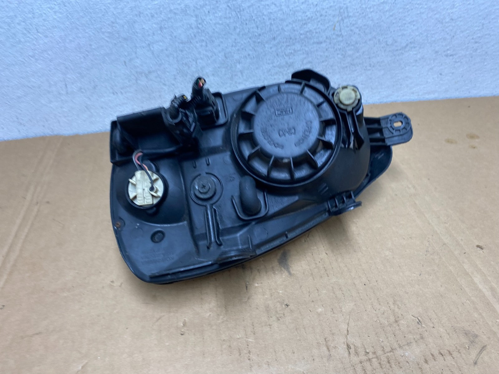 2001-2003 Hyundai Santa Fe Right Passenger RH Headlight Halogen AD2666 DW5