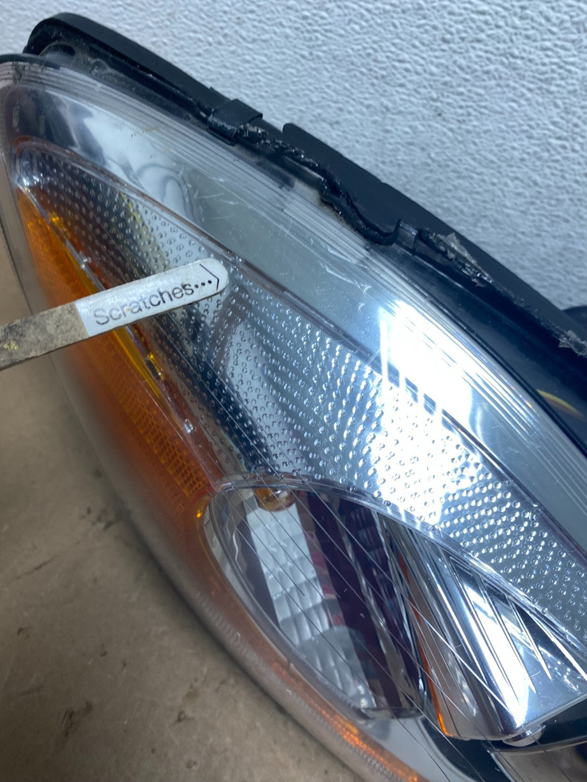 2011-2013 Volvo C30 Right Passenger RH Side Halogen Headlight AD8030 DG3