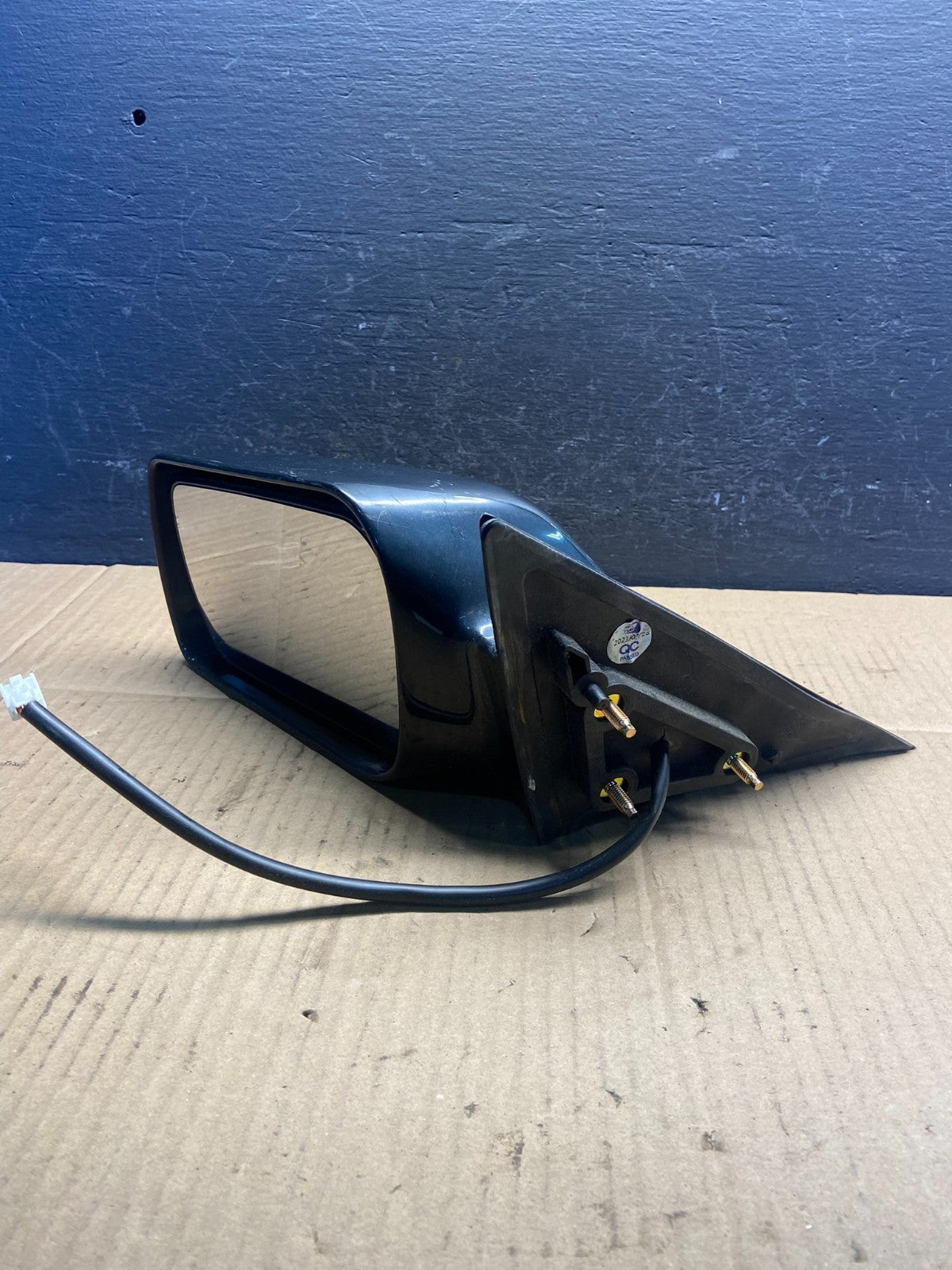 2000-2004 Toyota Avalon Left Driver LH Side View Door Mirror AD2942 DG11