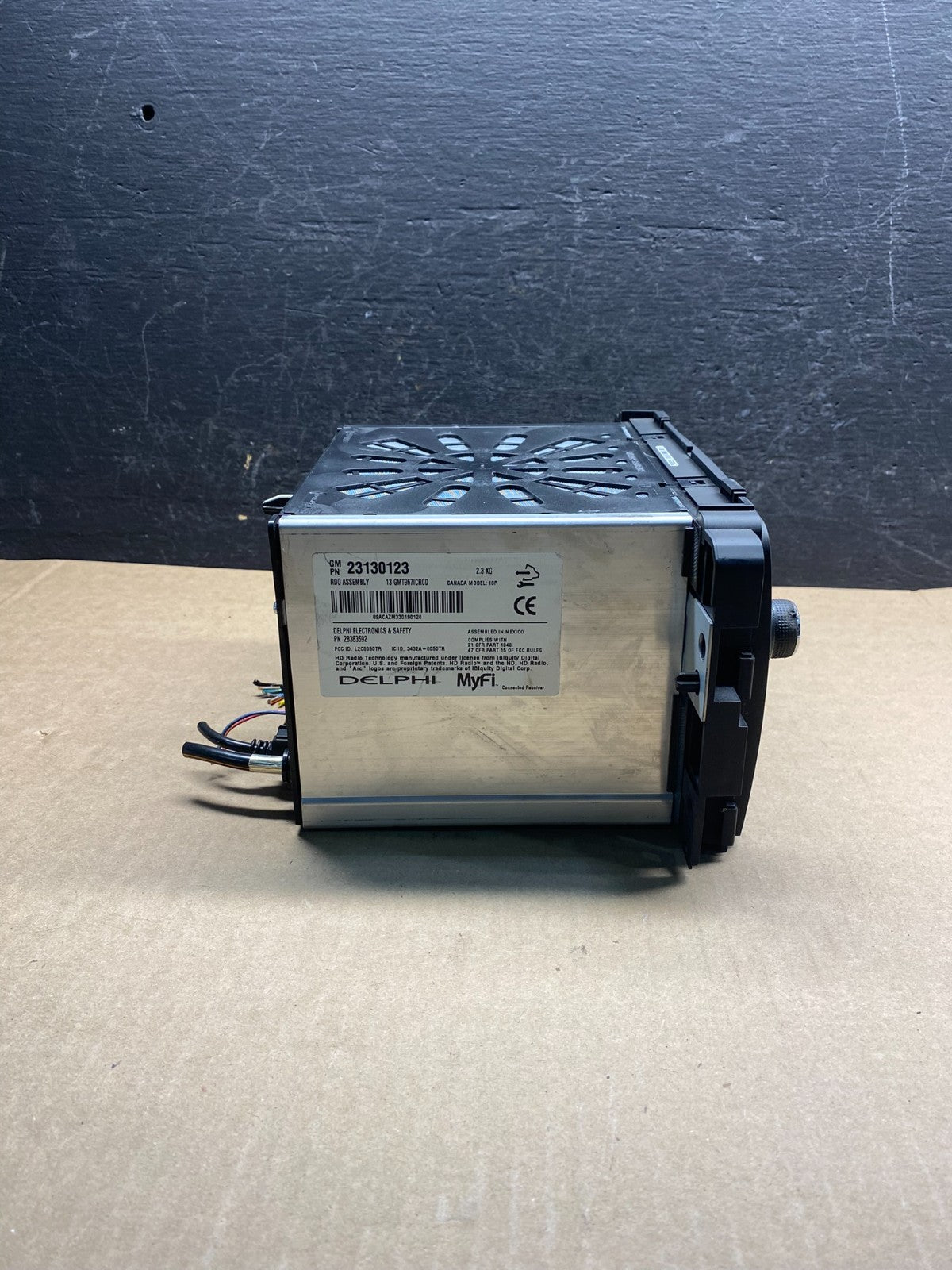 2007 to 2014 Chevrolet GMC Cadillac Radio Navigation Screen Display AE7875 DG2