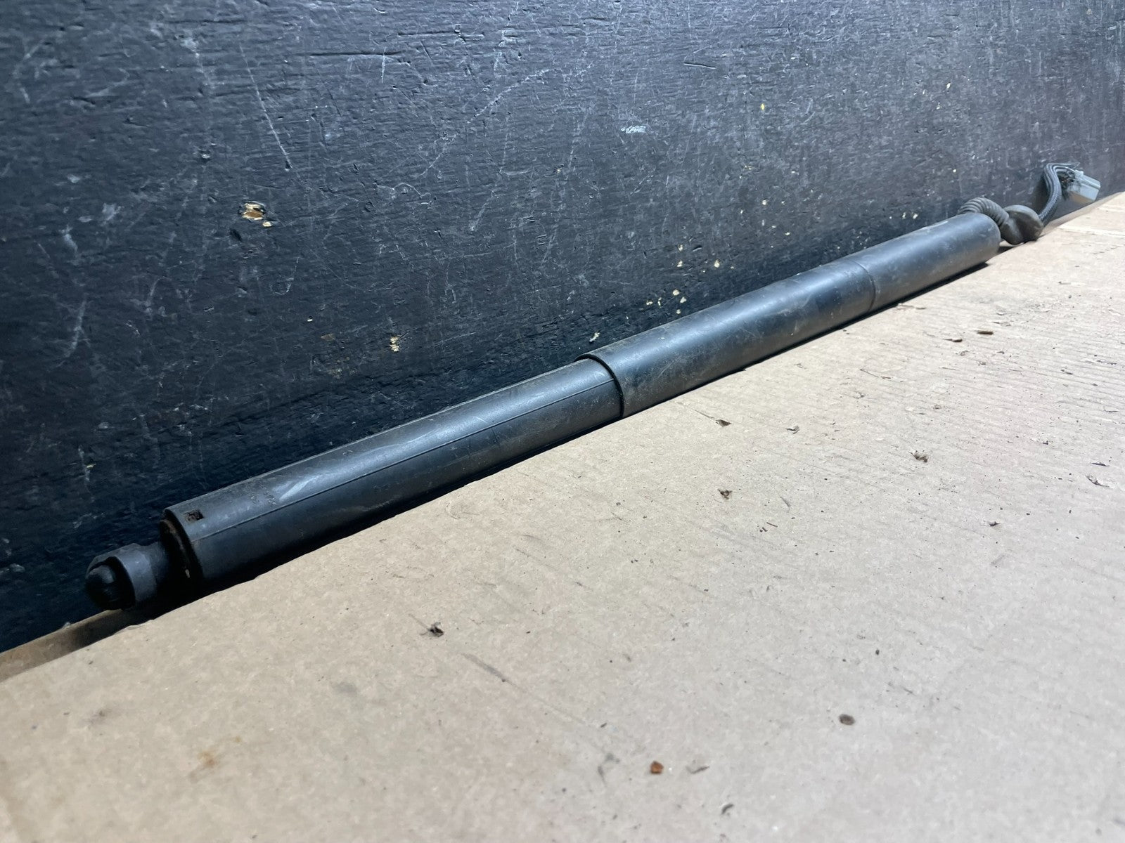 2014 Jeep Cherokee Left Rear Liftgate Rod Support Strut u9347 DG5