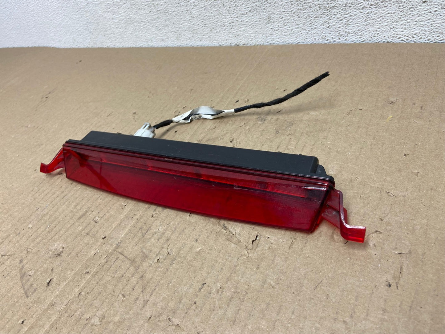 2009-2017 Chevrolet Traverse High Mounted 3rd Third Stop Brake Light AE9595 LK1