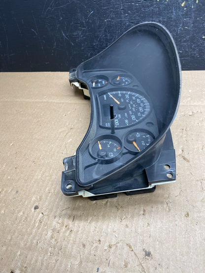 2004 to 2007 Chevrolet Express Speedometer Cluster Gauge AC6496 DG3