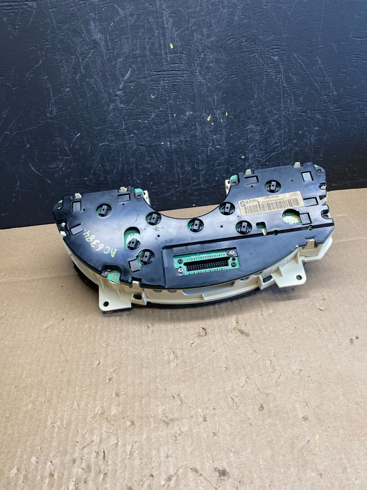 1999 to 2002 Pontiac Firebird Speedometer Cluster Gauge AC6384 DG6
