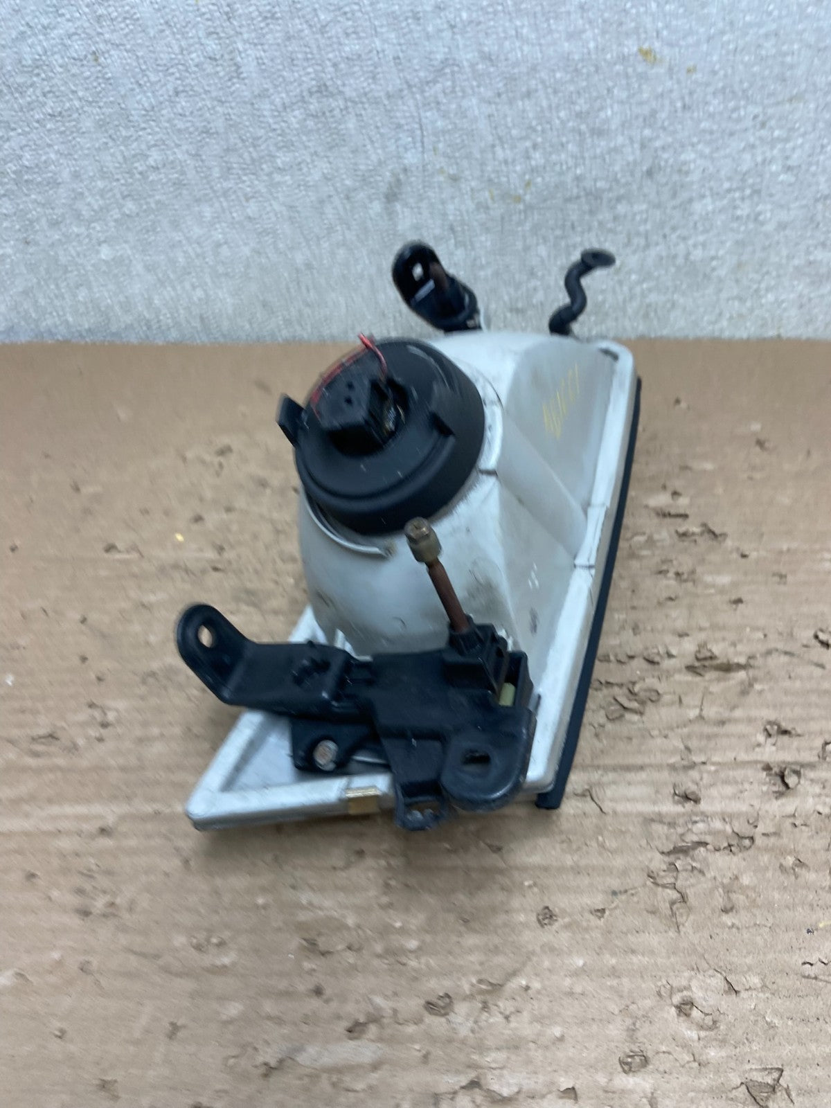 1997 1998 1999 Toyota Camry Left Driver Side Halogen Headlight Oem AB1661 DW4
