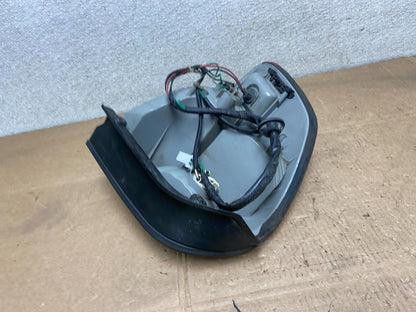 2001 2002 2003 2004 Hyundai Santa Fe Right Passenger Rh Side Tail Light Y5794 DG5