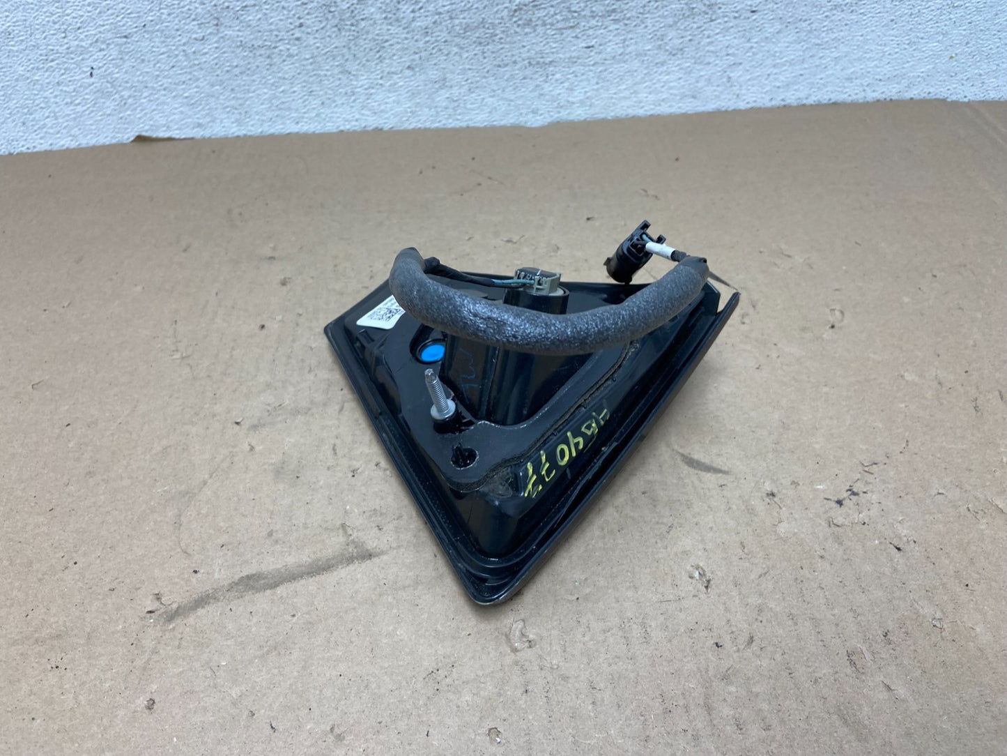 2017 2018 2019 Ford Escape Right Passenger RH Inner Tail Light AG40774