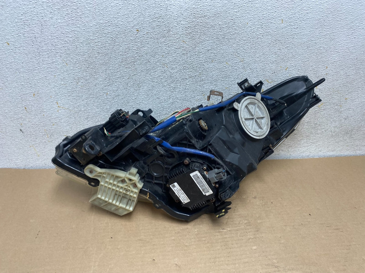 2010-2012 Infiniti G37 Right Passenger Side Xenon HID Headlight AH9366 DW6