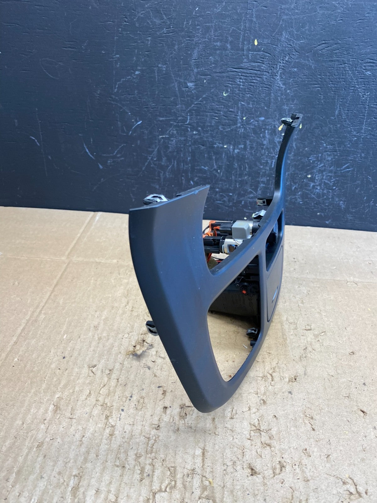 2006-2012 Hyundai Sedona Front Center Console Gear Shift Bezel Astray AC4811 DG2