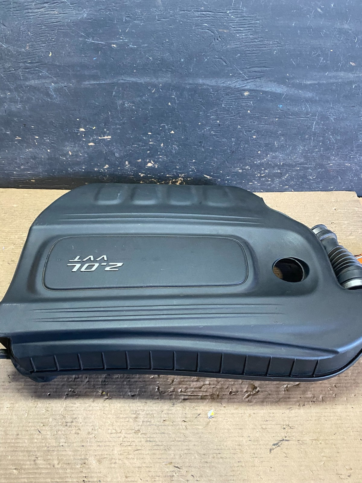 2013 to 2016 Dodge Dart 2.0L Engine Motor Cover Shield S3579 DG0