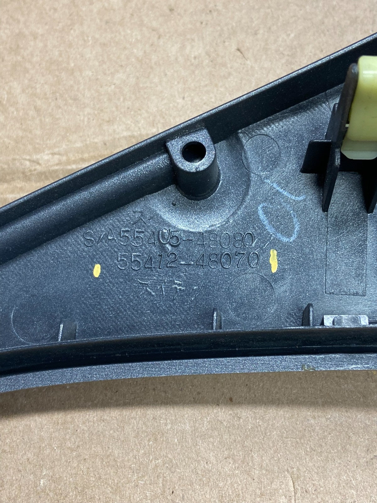 2001-2007 Toyota Highlander Radio Climate Dash Trim Bezel Air Vent AF1822 DG4