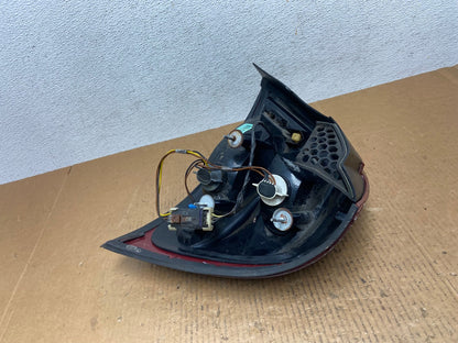 2004 to 2008 Pontiac Grand Prix Left Driver LH Side Tail Light AE0268 LK5