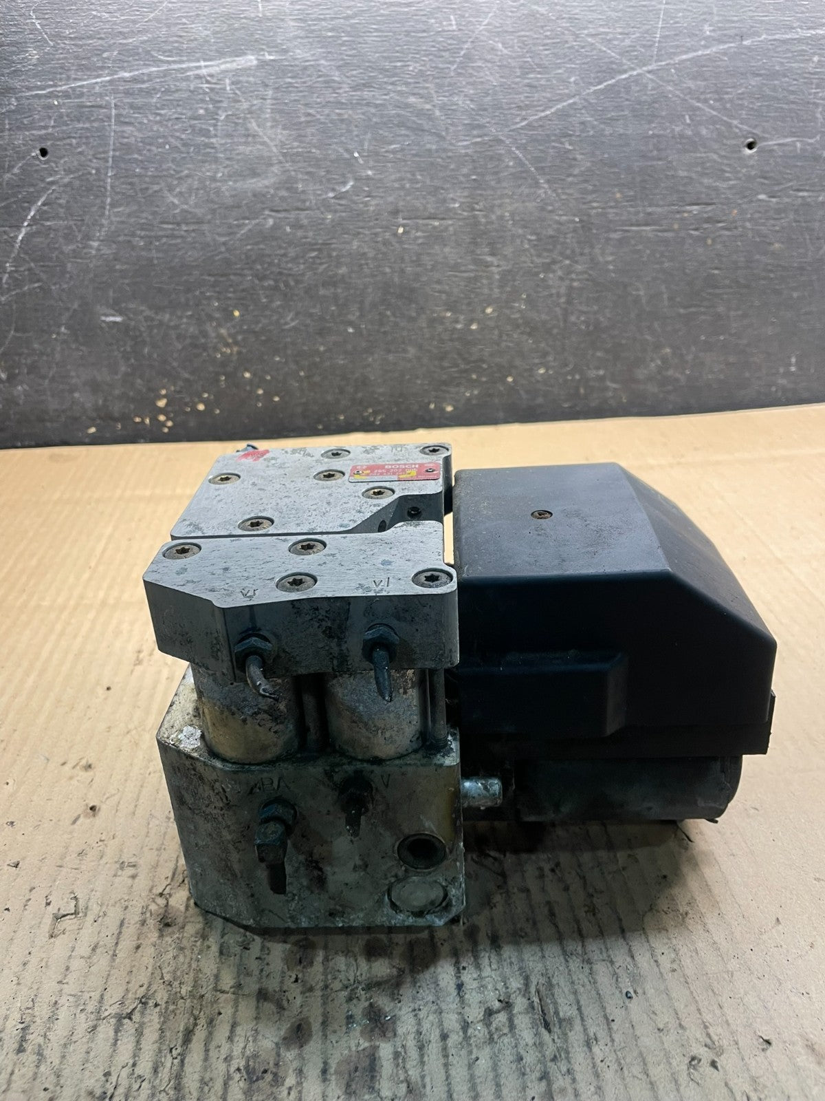 1990 - 1995 Mercedes R129 500SL SL500 ABS Antilock Brake Pump Module X8608 DG2
