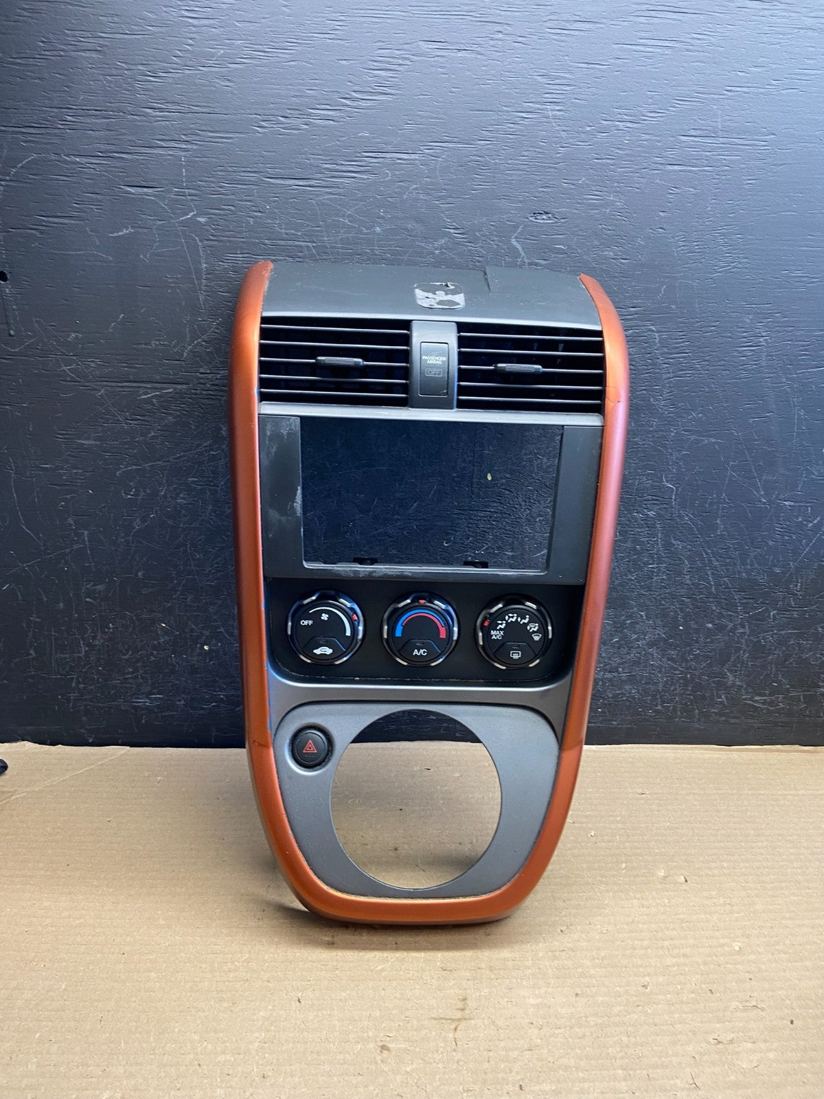 2003 to 2008 Honda Element Radio Climate Control Shifter Bezel AH1552 DG0