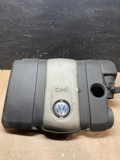 2005 to 2008 Volkswagen Jetta 2.5L Passat Jetta Engine Cover 07k129601 U7735 DG0