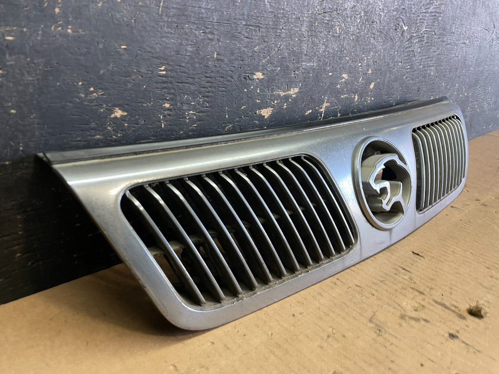 1991 1992 1993 Mercury Cougar Front Upper Grille Grill aa5946 DG1