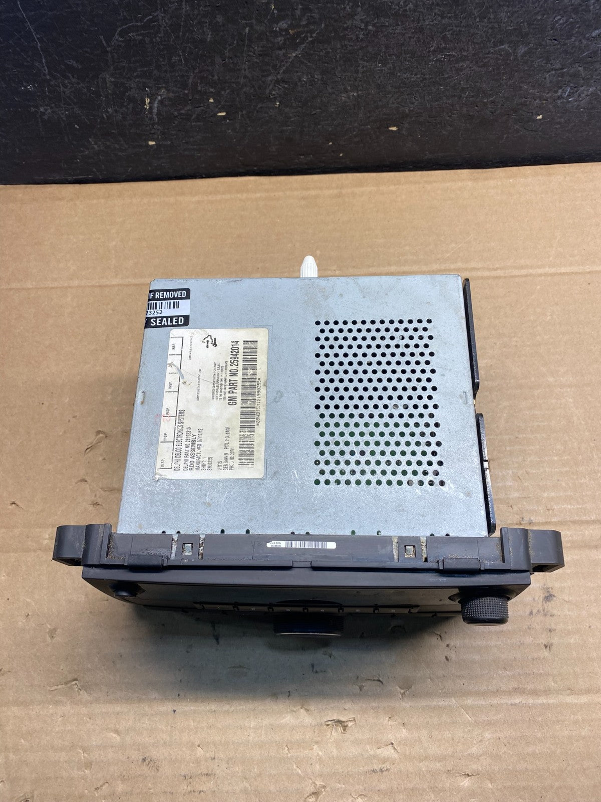 2007 to 2014 GMC Chevy Truck Yukon Silverado AM FM Radio AE8193 DG3